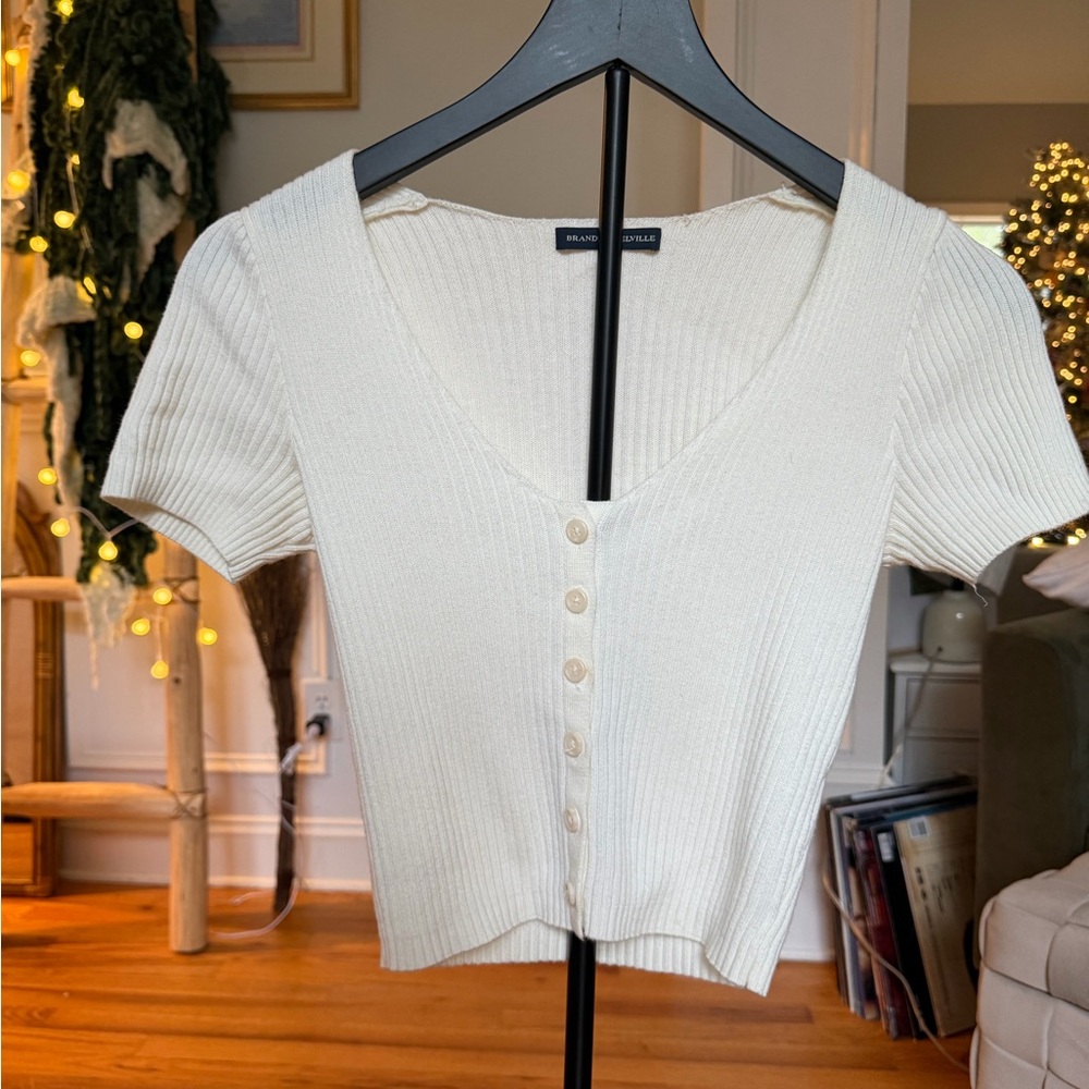 Brandy Melville Cream Colored short sleeved Full Button Up Cardigan Crop Minimal